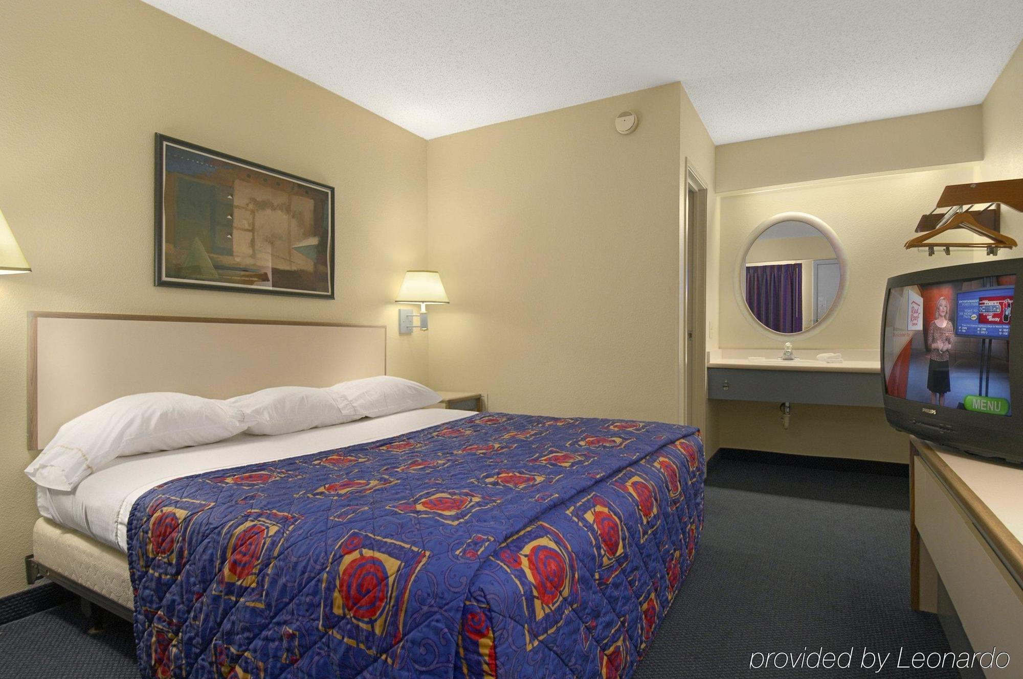 Inn Red Roof Columbus East- Reynoldsburg 2*